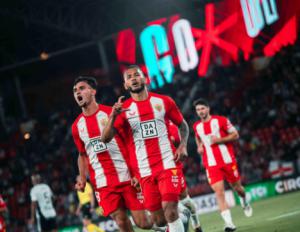 Luis Suárez brilla con dos goles en la victoria del Almería sobre el Racing de Ferrol
