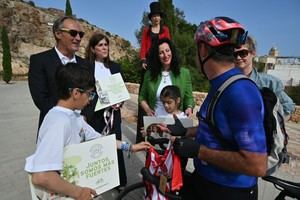 Almería apoya la visibilidad del síndrome Nicolaides-Baraitser en niños afectados