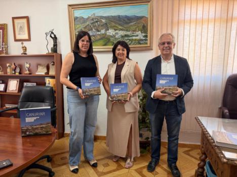 Diputación difunde la historia y el patrimonio almeriense con la colección del IEA ‘Pueblos de Almería’