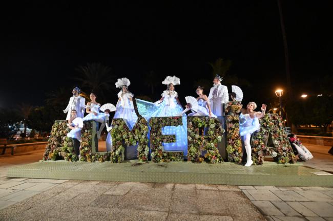 Almería enciende la Navidad con 1,2 millones de luces LED