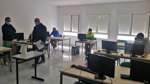 Alumnos de artesanía y restauración de la Escuela del Mármol finalizan su formación