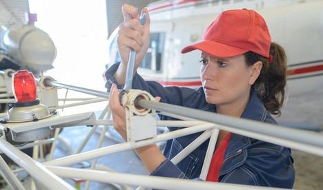 Andalucía genera 51.000 empleos para mujeres y reduce brecha salarial