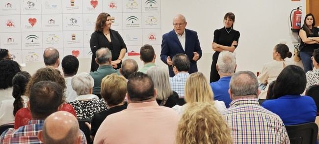 Bonilla destaca el apoyo ciudadano para 124 proyectos en Vícar