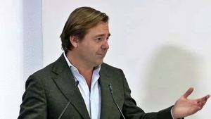 El PP-A defiende la "ejemplaridad" en Almería y acusa al PSOE de "red criminal"