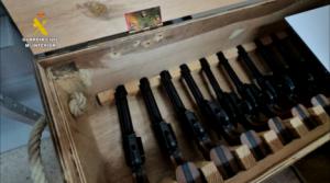 La Guardia Civil bloquea la circulación de un arsenal irregular en Almería