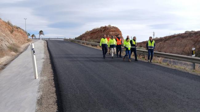 La Junta invierte 724.650 euros en la rehabilitación de firmes de carreteras clave en Almería