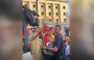 Vito Quiles se retira de manifestación en Ceuta tras ser abucheado
