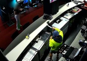 Detenidos dos atracadores en Húercal-Overa tras asaltar un salón de juegos