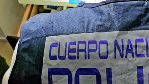 Frenética persecución desde Almería hasta Granada culmina con dos detenidos tras agredir a un agente