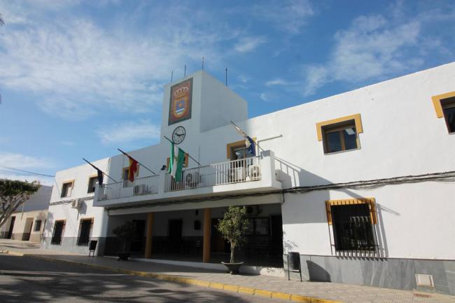 La Mojonera decreta un día de luto oficial por el asesinato de una mujer