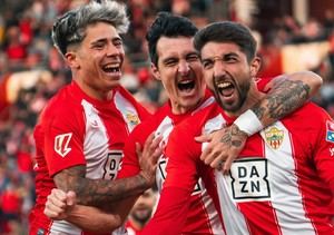 Almería retoma la senda del triunfo con un 4-1 ante Zaragoza
