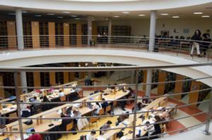 La Universidad de Almería habilita horarios especiales de estudio para el periodo navideño