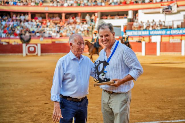 Borja Jiménez se consagra en su estreno en la feria taurina de Roquetas