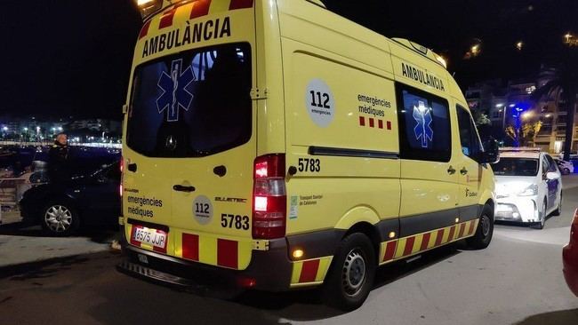 Diez jóvenes arrestados por agredir a un peatón en Blanes