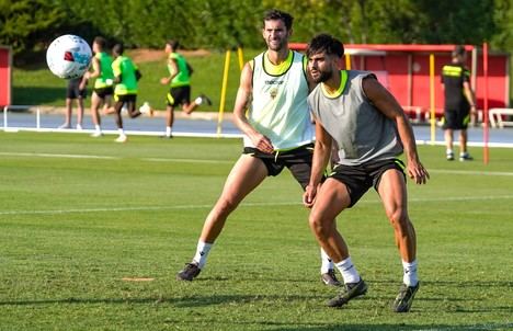 Almería se prepara para el Al Nassr y el Águilas FC en la pretemporada