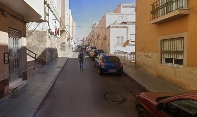 Herido grave un hombre en Almería tras ser apuñalado por su pareja