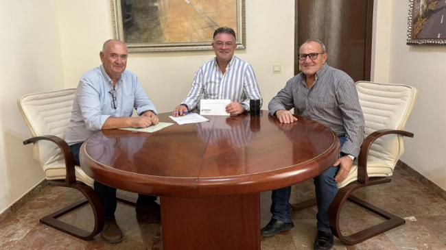 Campoejido dona 2.190 euros al Ayuntamiento de Berja para igualdad