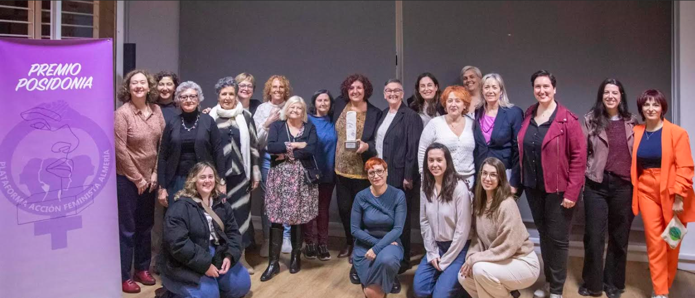 La Plataforma de Acción Feminista rinde homenaje a las mujeres de La Desbandá