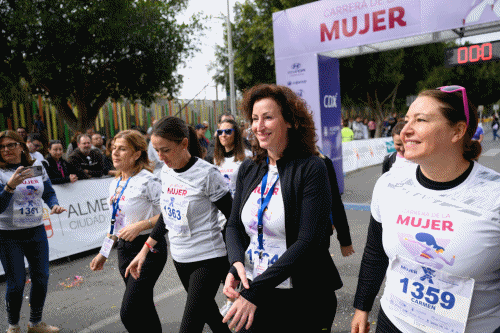 La igualdad como meta en la X Carrera de la Mujer de la capital
