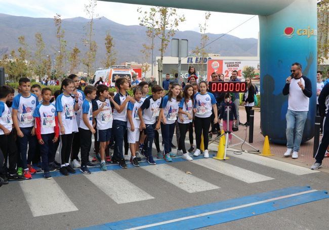 600 corredores en la V Cross Urbana Solidaria Liceo Mediterráneo