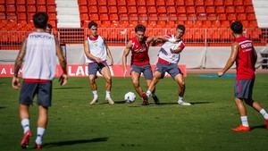 Almería busca romper el maleficio fuera de casa