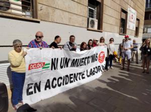 UGT y CCOO exigen una "investigación contundente" por el accidente mortal de un camionero