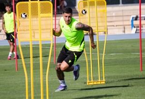 Thalys se une al entrenamiento del Almería