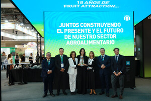 Cajamar aporta conocimiento e innovación para afrontar los retos del sector en Fruit Attraction