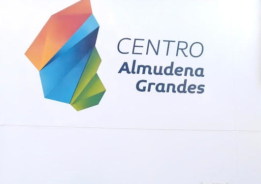 Así dejó el PSOE el Centro Almudena Grandes en Carboneras