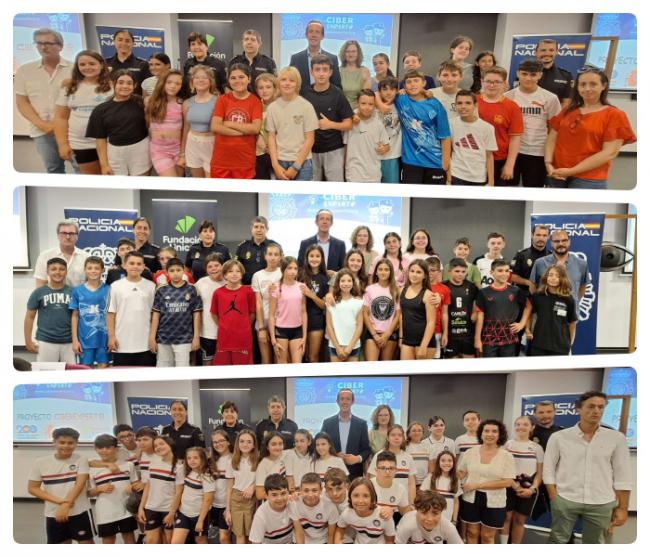 Estudiantes reciben carné de ciberexpertos en Almería