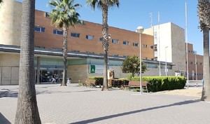 Cinco heridos en un accidente entre un tractor y un turismo en Cuevas del Almanzora