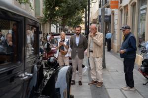 La 35ª Ruta de Vehículos Antiguos exhibe su museo rodante en la Diputación de Almería