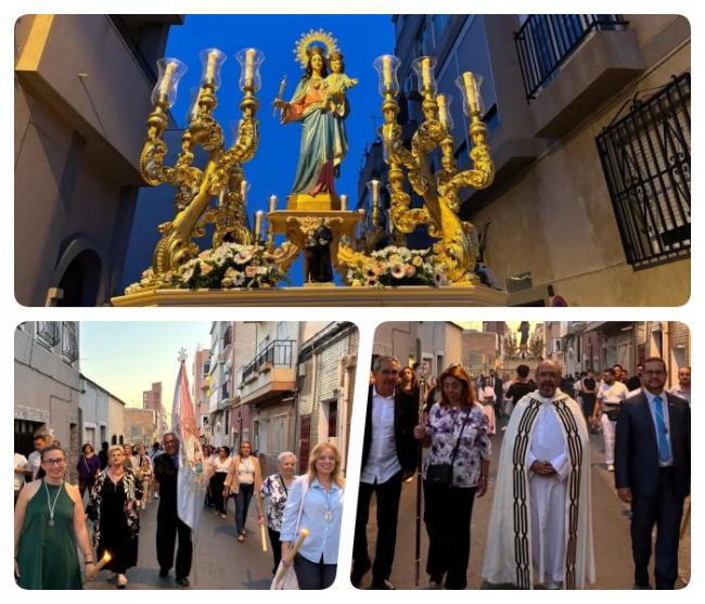 María Auxiliadora procesiona en Los Molinos