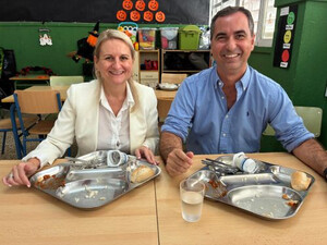 199 centros de Almería ofrecen servicio de comedor escolar