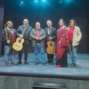Concierto exitoso en el Teatro de Dalías con Mario Ulloa y artistas locales