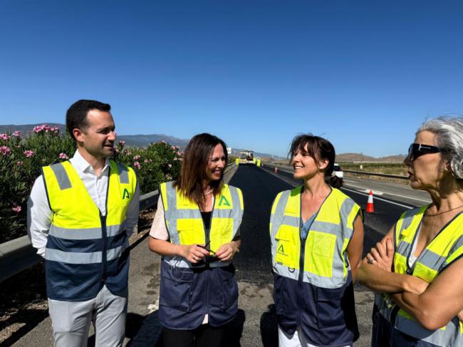 Fomento inyecta más de un millón de euros en la mejora urgente de cuatro carreteras clave de Almería