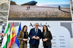 Almería refuerza su conexión con Polonia para atraer 20 millones de euros este verano