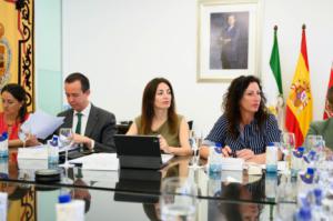 Aumenta un 15% el tráfico de mercancías en puertos de Almería