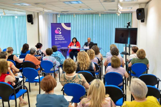 Diputación divulga las investigaciones sobre cáncer de mama y ginecológico