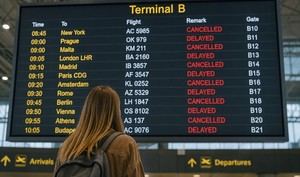 Asistencia gratuita para viajeros de Almería ante retrasos en vuelos este verano