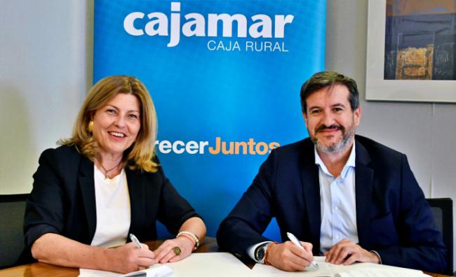 Cajamar y ALMUR firman un convenio para fomentar la igualdad en pequeñas empresas