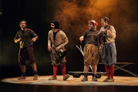 Éxito de 'La loca historia del Siglo de Oro' en el Teatro Apolo