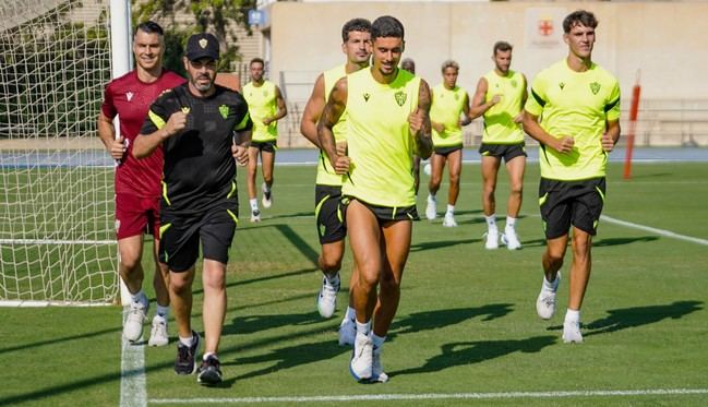Almería se prepara para el estreno liguero