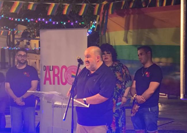 Música, arte y un mensaje de respeto y libertad en el Día del Orgullo de Dalías