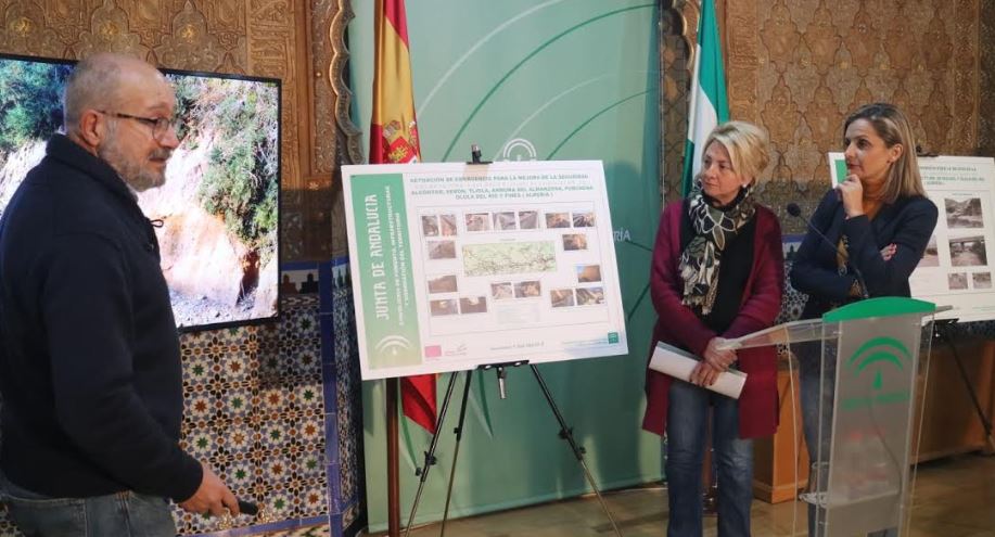 Fomento actúa en 4 carreteras de Almería afectadas por la DANA con 3,5 millones de euros