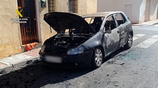 A prisión por incendiar vehículos en Roquetas de Mar