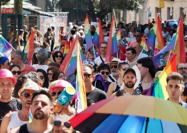 Celebraciones del Día del Orgullo en España bajo el lema 'ni un paso atrás'
