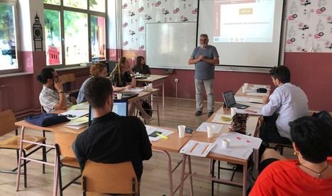 Solicitan plazas de idiomas en Almería del 1 al 20 de mayo