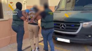 Cae en Almería un peligroso prófugo con nueve órdenes de arresto