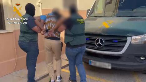 La Guardia Civil detiene en Huércal-Overa al presunto autor de dos robos